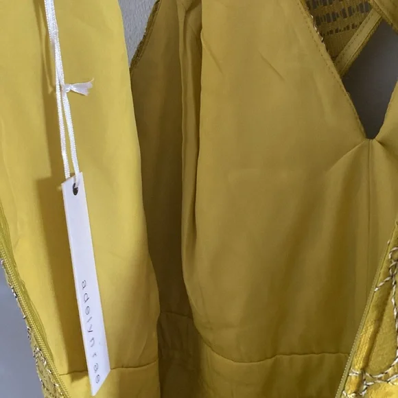 Anthropologie A Devyn Rae EMBROIDERED ROMPER size L - Picture 14 of 16